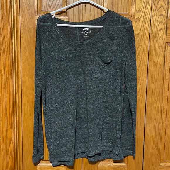 Old Navy boyfriend style long sleeve with front pocket - Picture 1 of 3